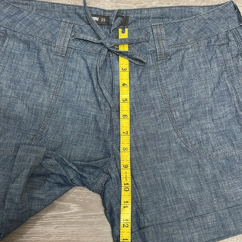 Levi’s Chambray Cuffed Flat Front Drawstring Wais… - image 6